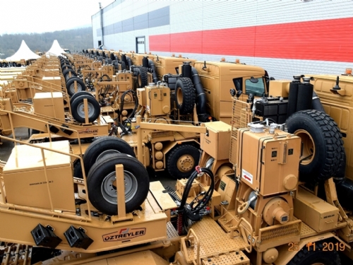 Military Vehicles-Winches